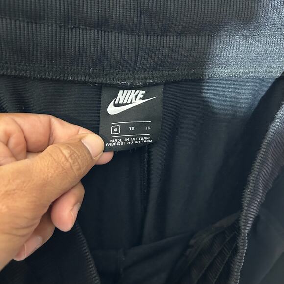 Nike Sportswear Black White Heritage Activewear Jogger Track Pants Mens Size XL - Picture 2 of 7